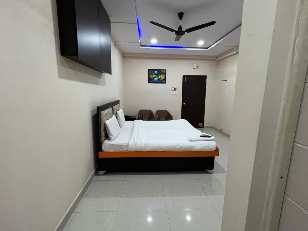 5 Star Grand Ξενοδοχείο Shamshabad Εξωτερικό φωτογραφία